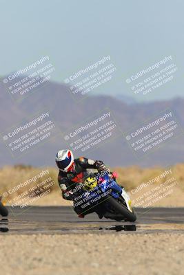 media/Mar-22-2025-CVMA (Sat) [[462c0ffedb]]/Race 13-Amateur Supersport Middleweight/